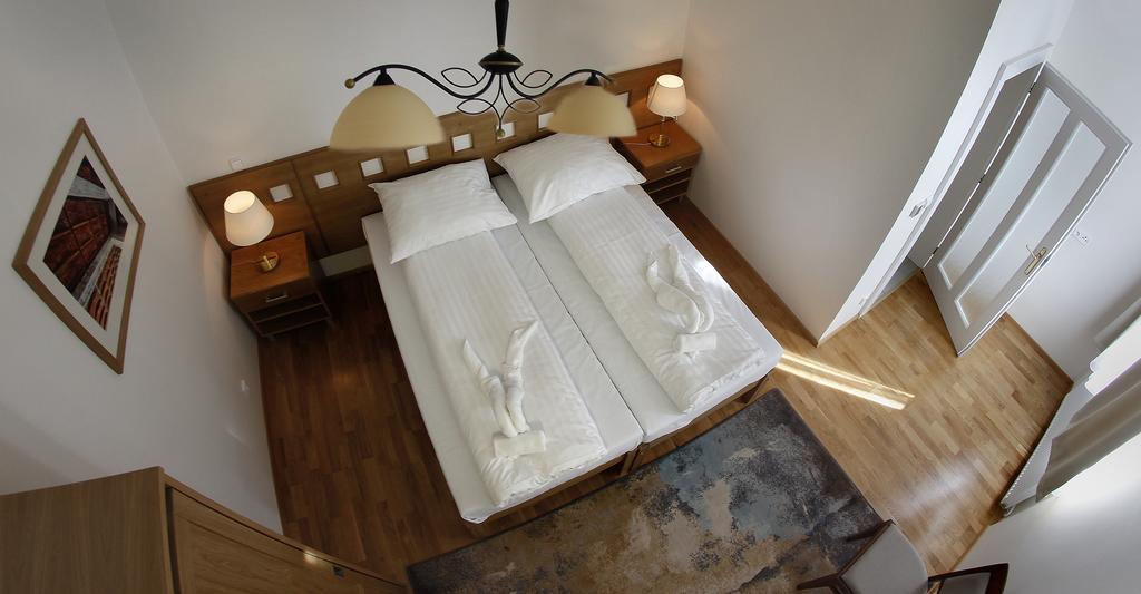 Hotel Pod Zelenym Dubem Bohumín 객실 사진